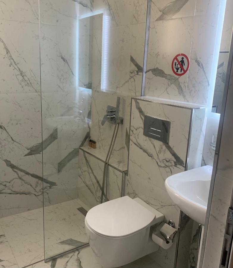 Hotel Soan Sarandë 外观 照片
